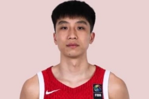 媒体人:石洺豪在进攻端表现亮眼 张淳智全队唯一得分上双也可以