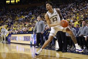 莱昂斯:伦德博格很魁梧&球技也很精湛 我很看好他的未来发展