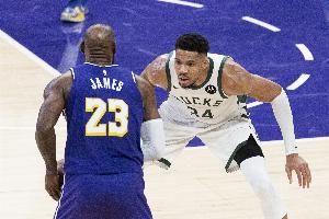 蜘蛛直播-免费无插件直播在线观看_蜘蛛直播nba免费高清现场直播