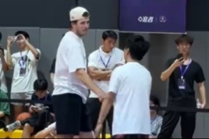 足球直播_足球比赛高清免费在线直播_足球无插件在线观看视频