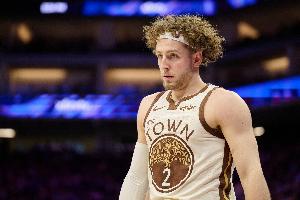 科尔:波杰姆斯基训练营这三天表现非常出色 延续了上赛季的状态