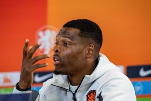 蜘蛛直播-专业体育直播_五大联赛_NBA直播_足球直播