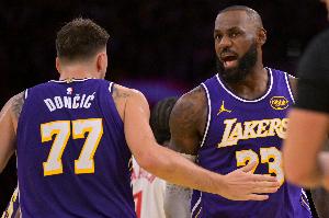 夸梅:东契奇上赛季经历了争夺抚养权 新赛季他将继续进化拿下MVP