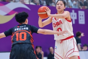 老问题真头疼!中国U18女篮出现多达21次失误 日本队仅9次