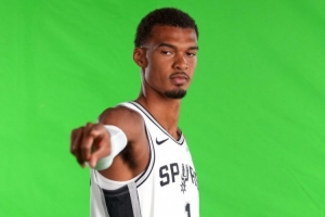 劲球直播_足球赛事直播_篮球赛事直播_NBA|CBA|英超直播