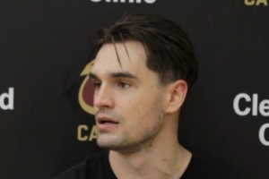 海佐尼亚:NBA的球员身高和臂展惊人 我必须提高出手点