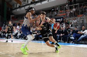蜘蛛直播_蜘蛛直播足球在线观看_蜘蛛直播NBA高清直播